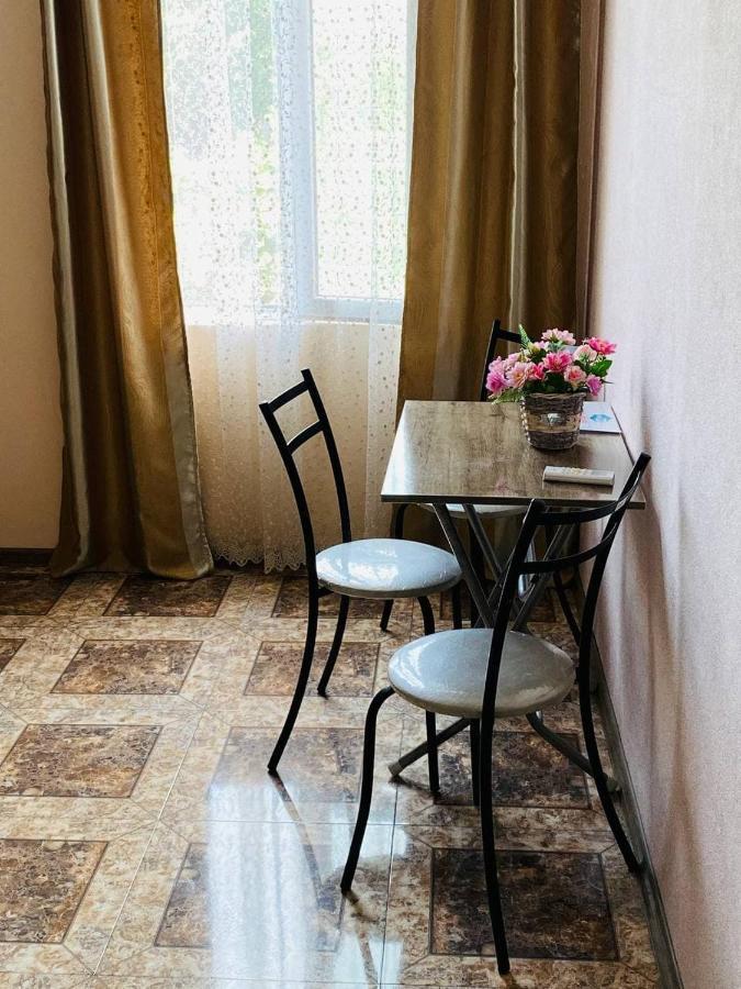 Hotel Naziti House Batumi Zewnętrze zdjęcie